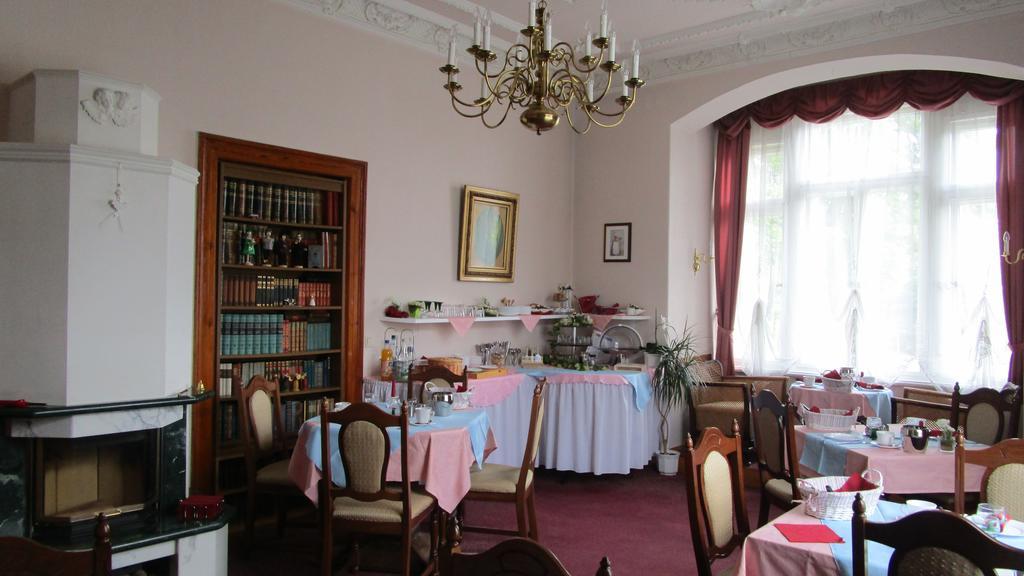 Hotel - Pension Villa Marie Radebeul Ngoại thất bức ảnh